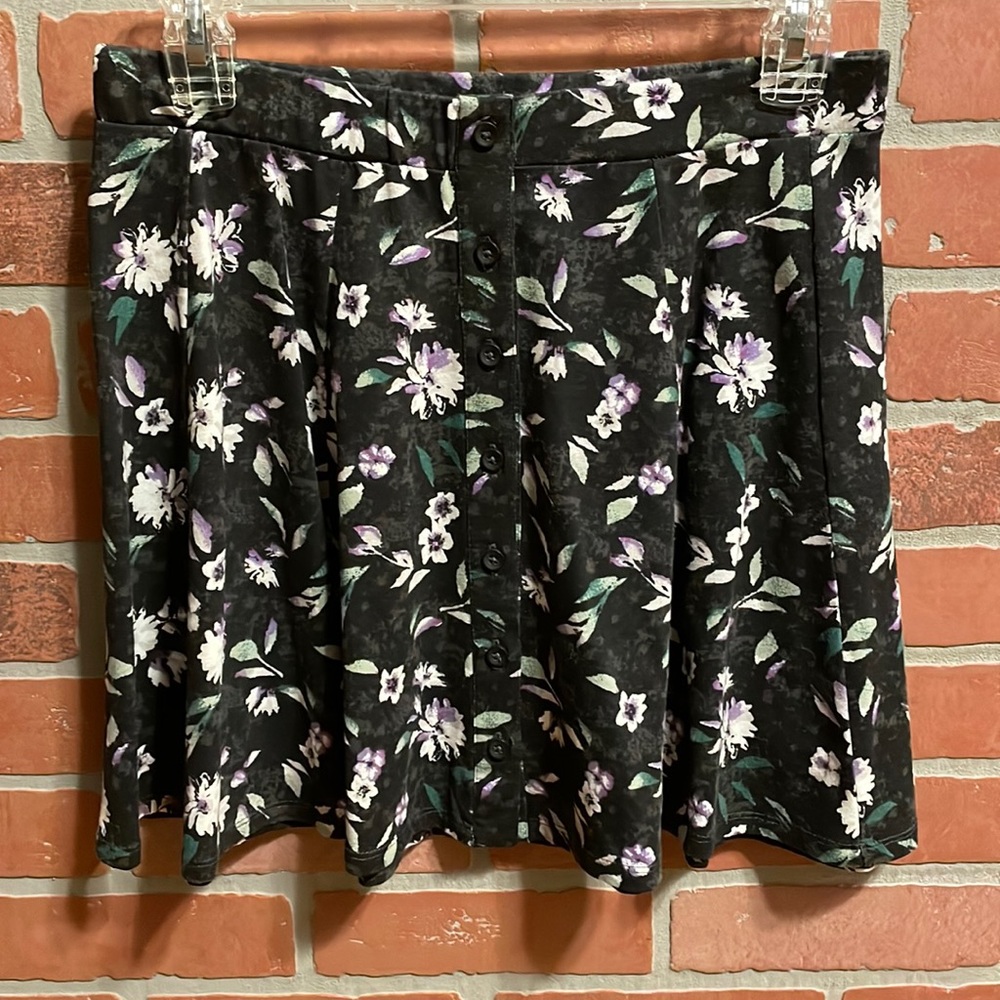 American Eagle Floral Skirt
